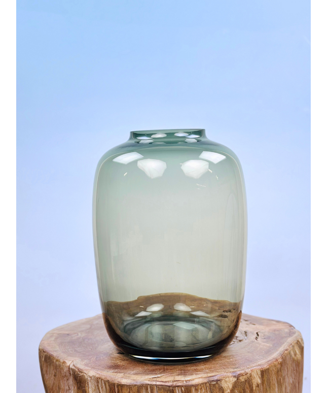 Vase the World |  Kara vaas "Grey" | ⌀25xH35cm